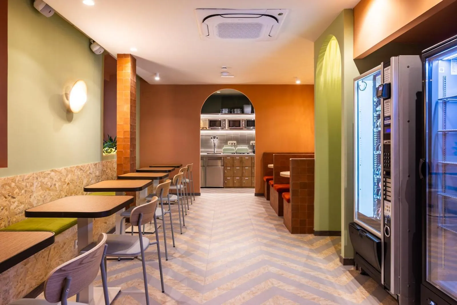 ホステル The Loft House Sevilla