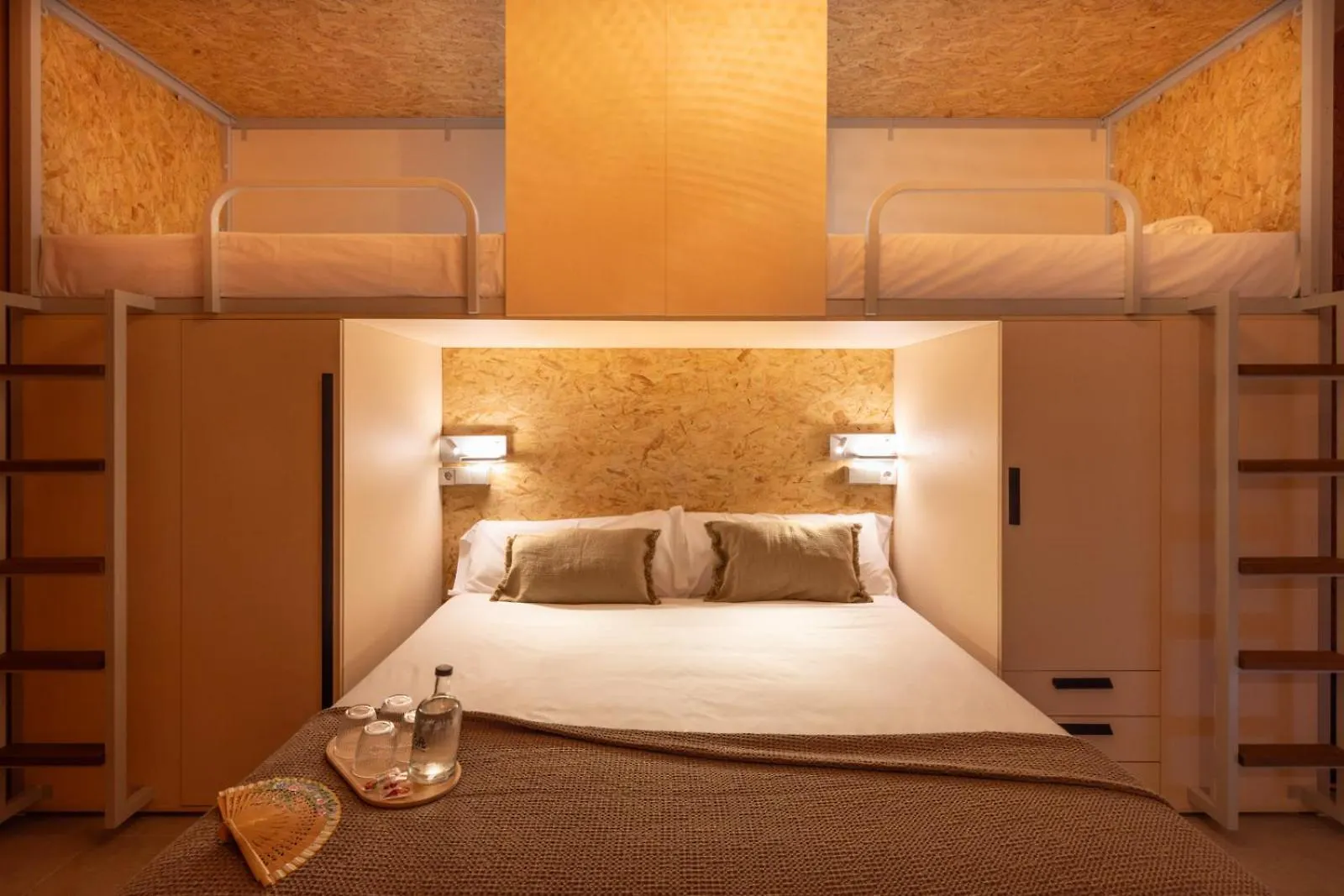 ホステル The Loft House Sevilla